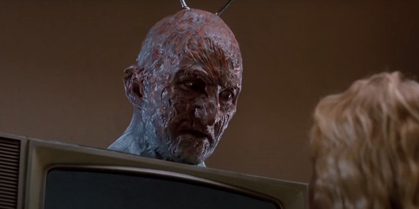 Freddy Krueger bereidt een unieke moord voor in A Nightmare on Elm Street 3: Dream Warriors. 