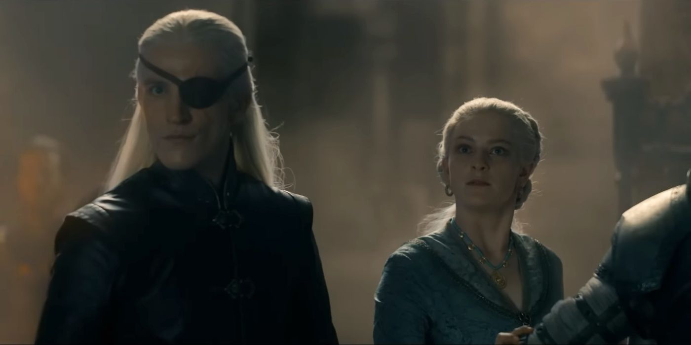 Aemond Targaryen en Helaena Targaryen staren naar Rhaenys en Meleys in House of the Dragon