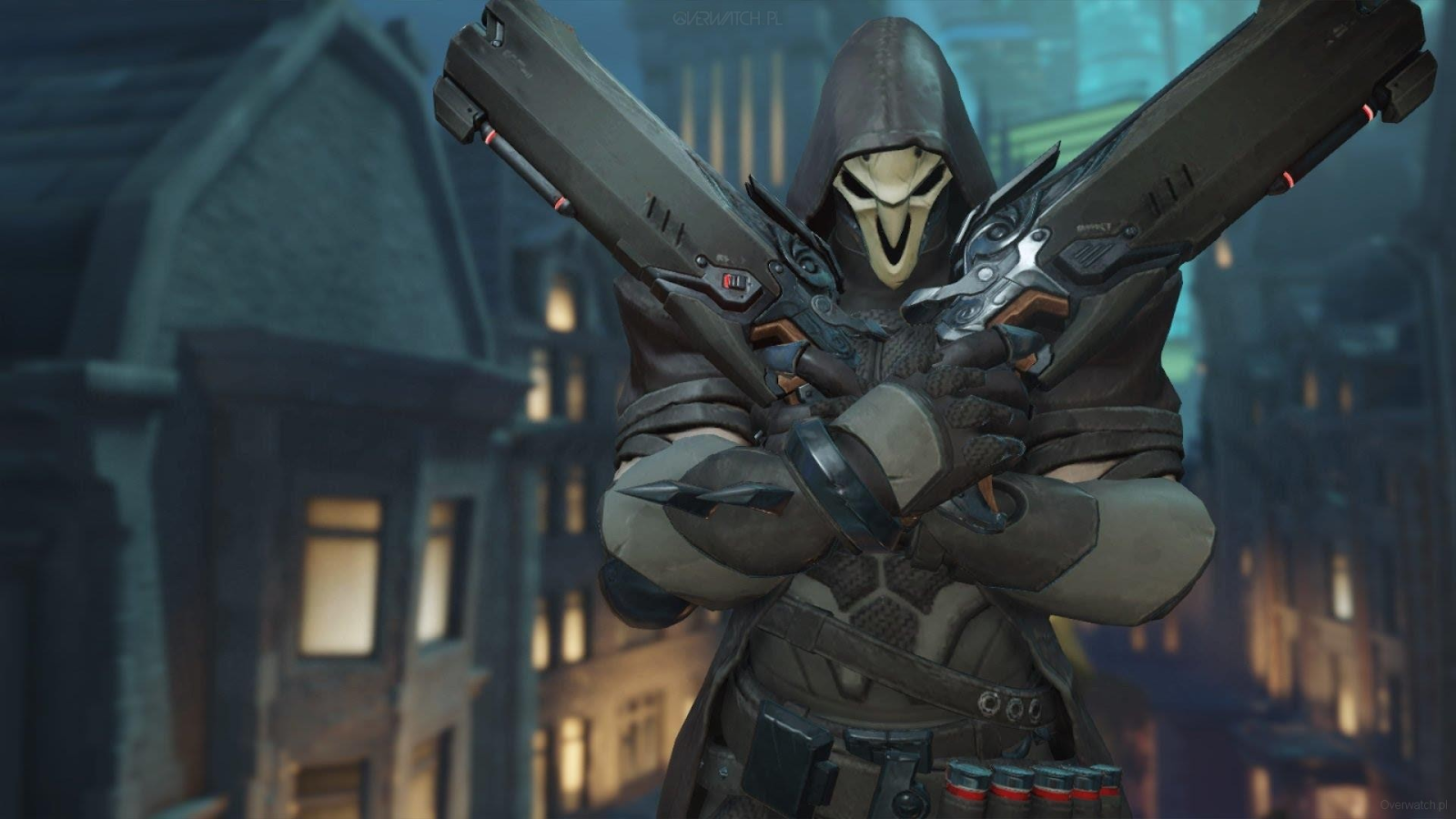 Overwatch 2-schurk Reaper kruist zijn jachtgeweren terwijl hij van achter zijn masker dreigend naar de camera staart. 
