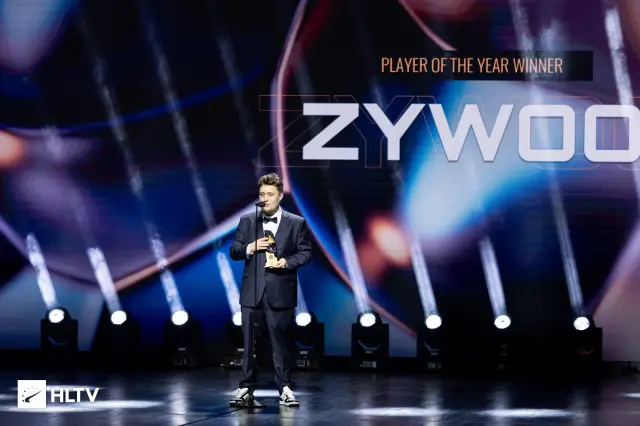 Zywoo tijdens zijn dankwoord bij de HTLV-awards van 2023.